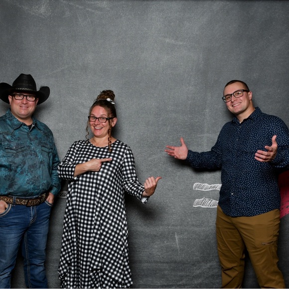 Meet your Posher, Mandi - Picture 5 of 16